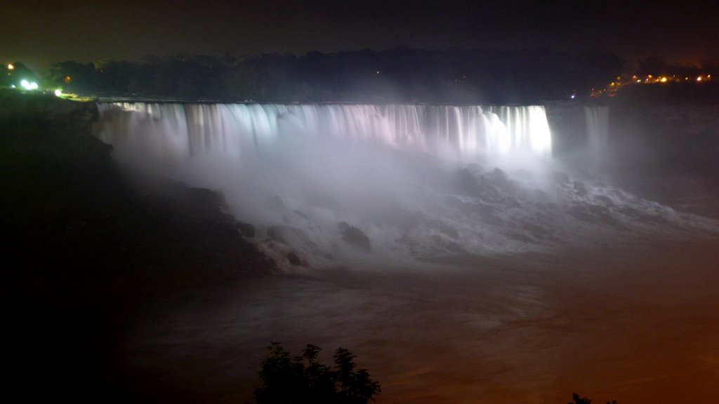 Niagara Falls by bennits