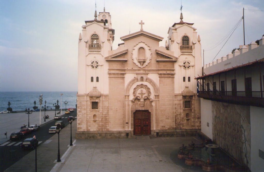 Basilica de Candelaria by gtxaro