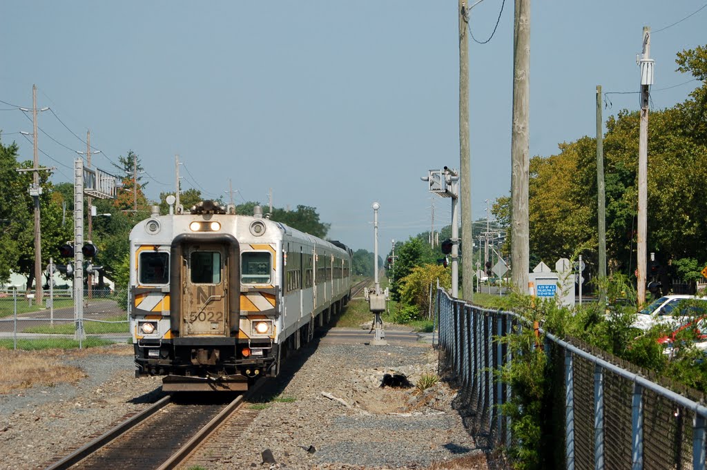 Eastbound NJ Transit Commuter Train led by Cab Control Car No. 5022 at Egg Harbor City, NJ by Scotch Canadian