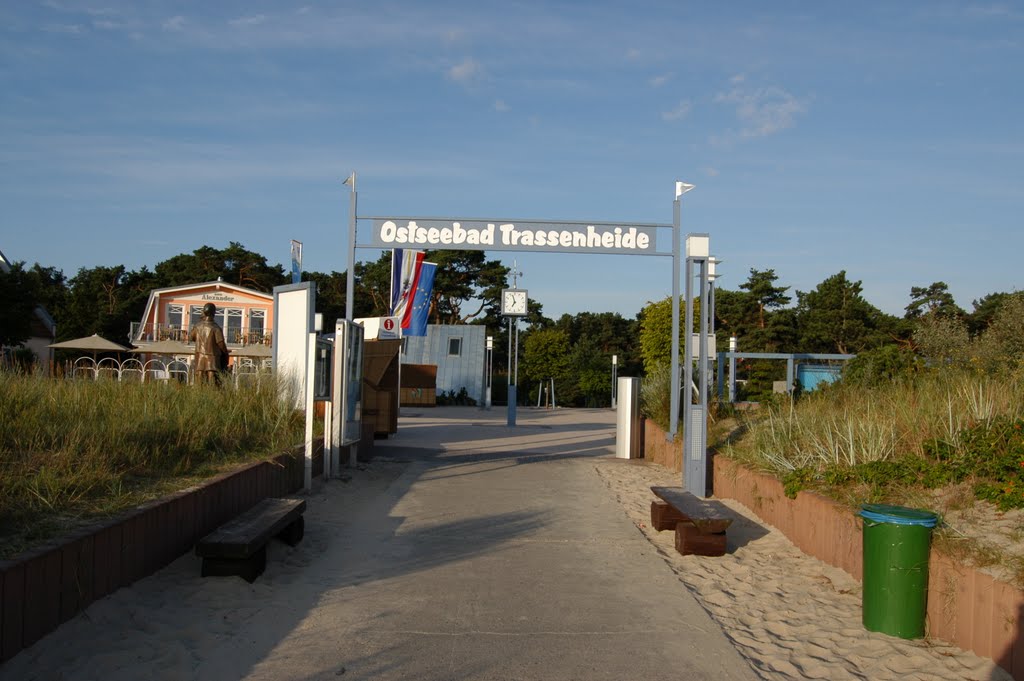 Ostseebad Trassenheide by Die Reichmänner