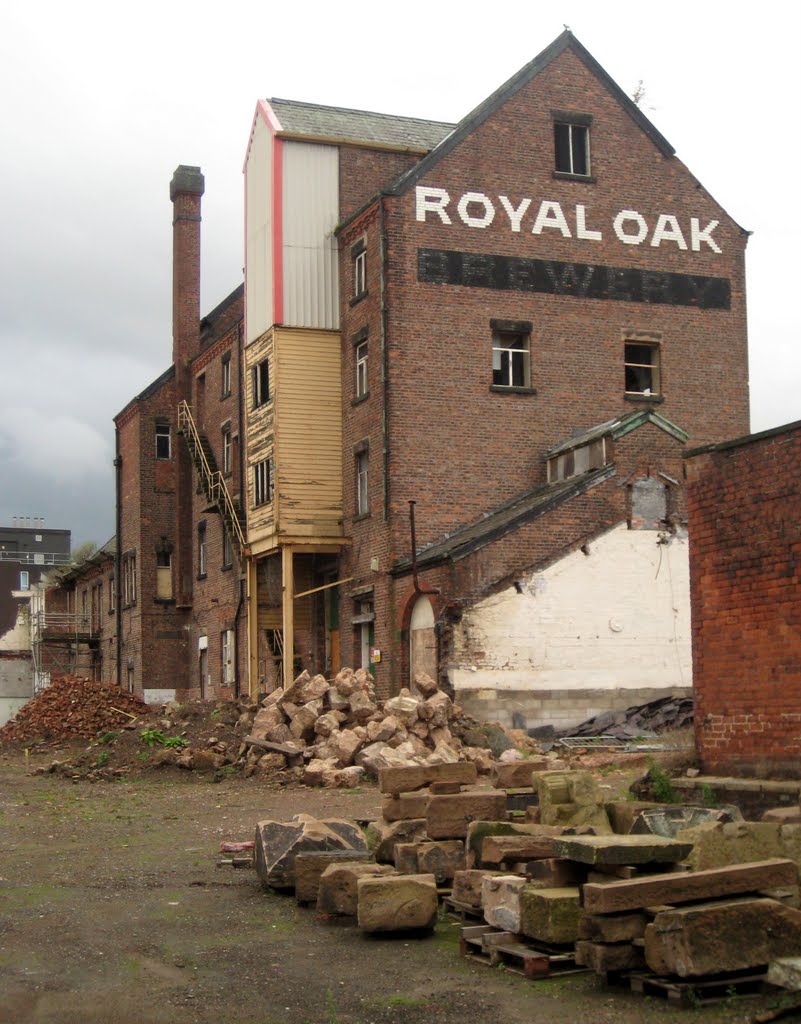 Royal Oak Brewery by © Phil Rowbotham