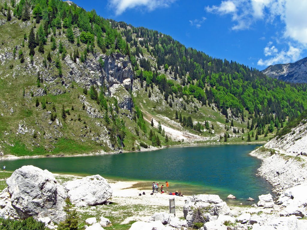 Krnsee- ein idyllischer Bergsee by Cato75