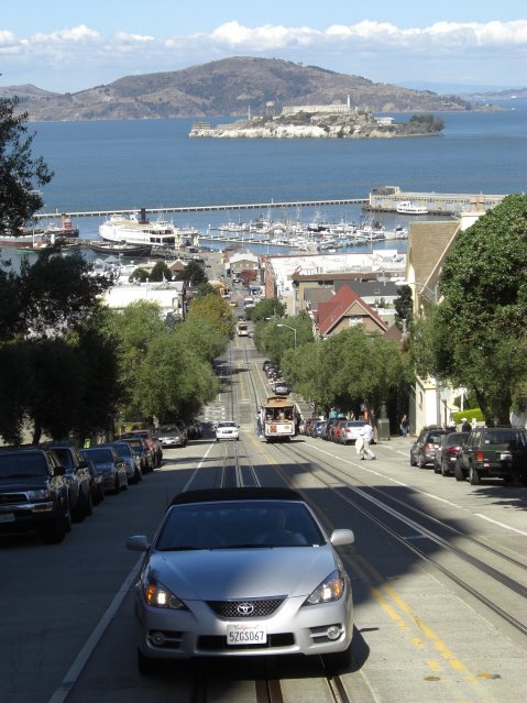 The view of Alcatraz from a cable car by peteriain