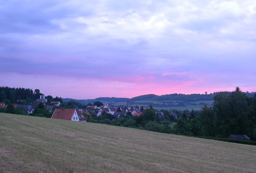 Morgenglanz - - der Ewigkeit . . . ? Blick auf Bindlach-Stöckig mit Röhrig-Berghang by ReinhardKlenke