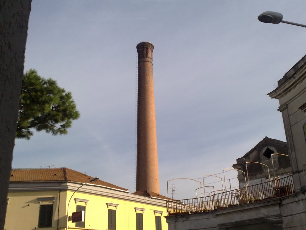 Frattamaggiore torre ciminiera by bomb.images