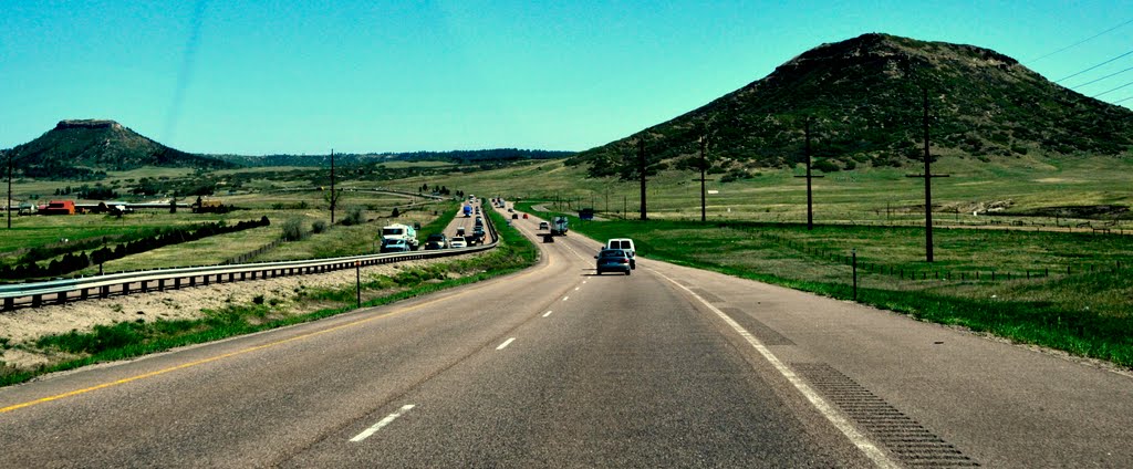 Útközben a Yellowstonepark és Colorado Springs között. / Yellowstonepark and Colorado between Springs on the way. 80 by BALÁS ISTVÁN