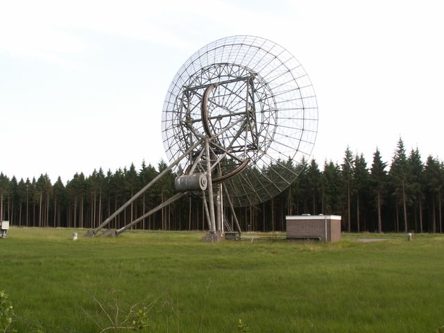 Westerbork Antenne by roppeke