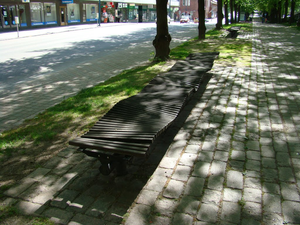 Sculpture Promenade on Linden Esplanade in Kotka by PlamenB