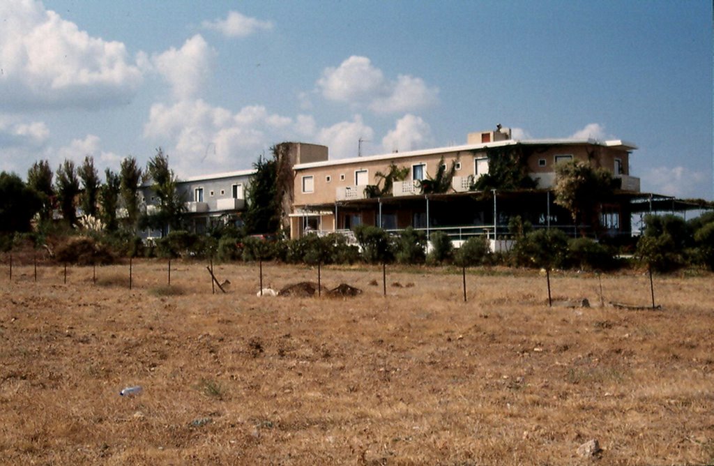 Analipsi: Hotel Nikos Beach, sept 1997 by JoDeRo