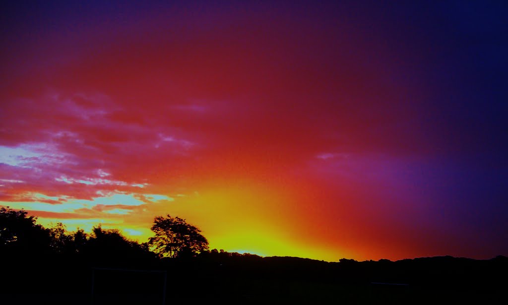 Merton road sunrise by wheffles