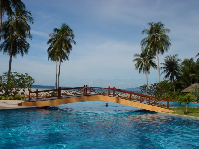 Piscina Hotel Phi Phi Village by Poniol M