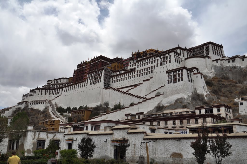 Potala Palace by afchagen