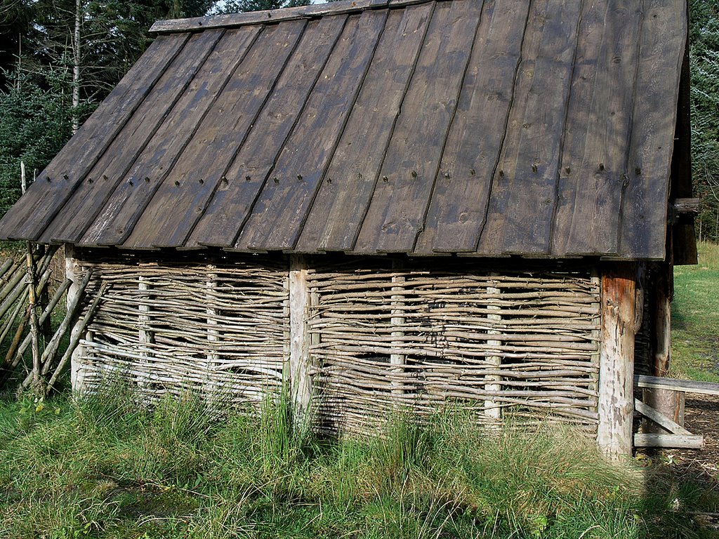 Viking Farm House at Bukkøy, Karmøy by Geir_O