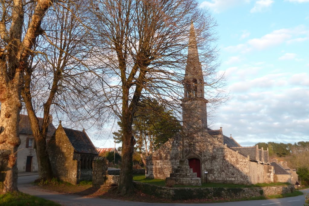 Chapelle Locmaria (commune de Saint-Yvi) by moviesound