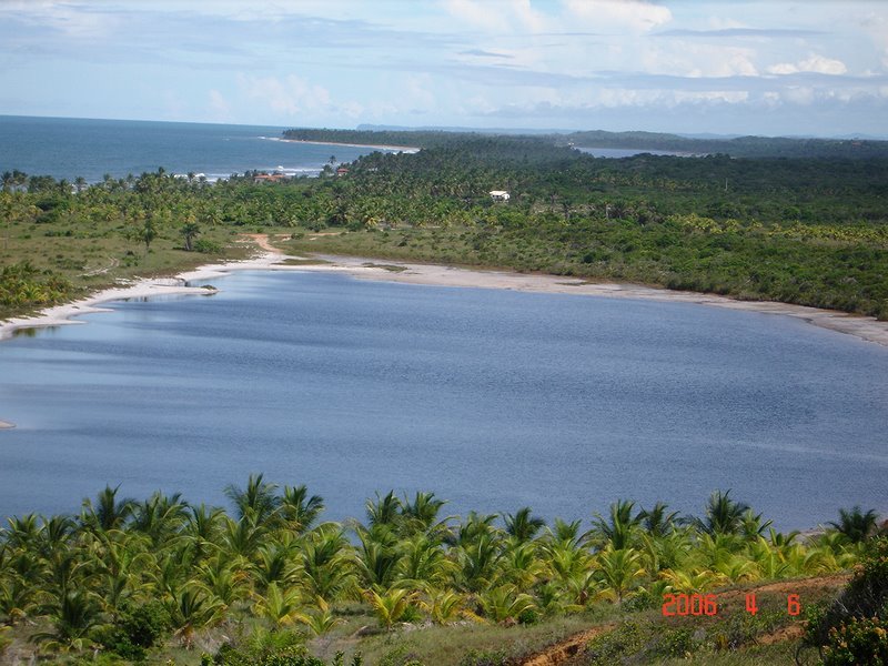 Lagoa azul - península de maraú - bahia by negrotidy