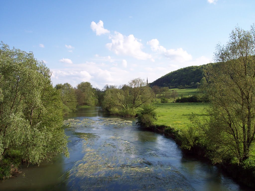 La Meuse à Domrémy-le-Pucelle, auprès de la maison natale de Jeanne D'arc, Vosges, France by TitTornade