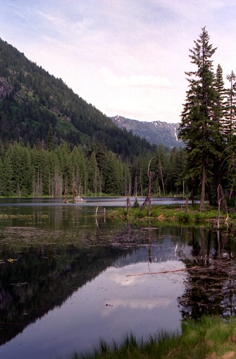 Rainbow Lake, Stehekin by VKeith