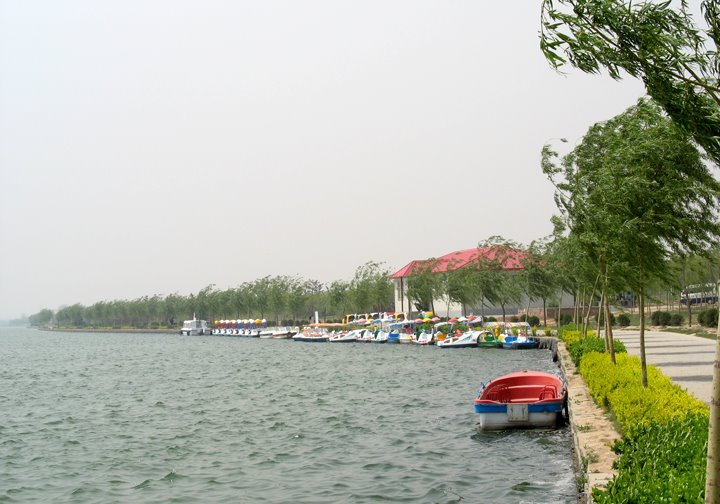 Dock beside TaiPing brooklet by Louis(louis@mlauto.n…