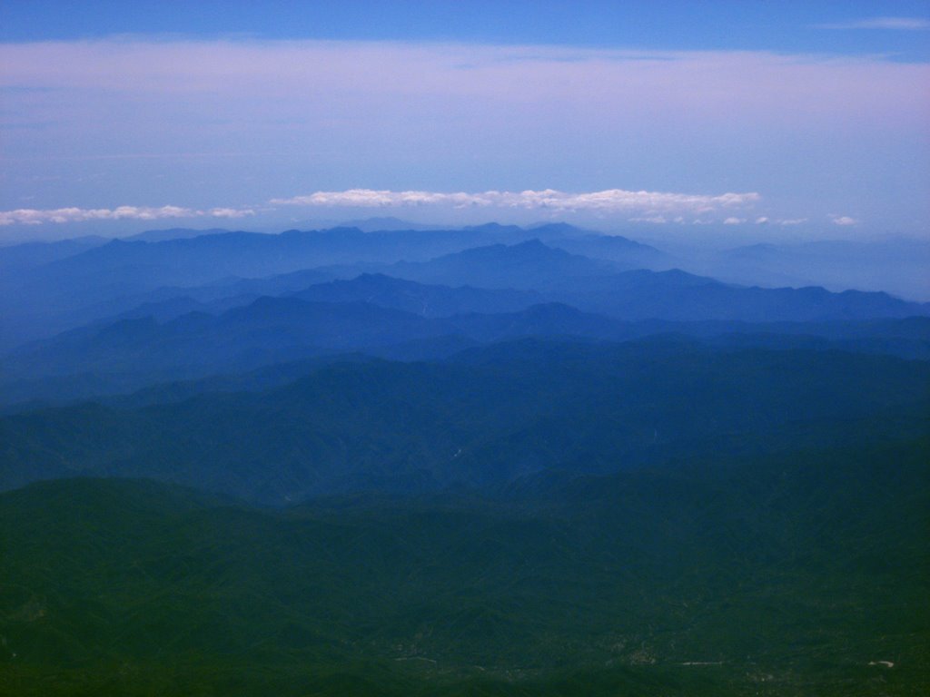 Vista aérea de la Sierra de la Laguna, BCS (vista N a S) by ángel nava