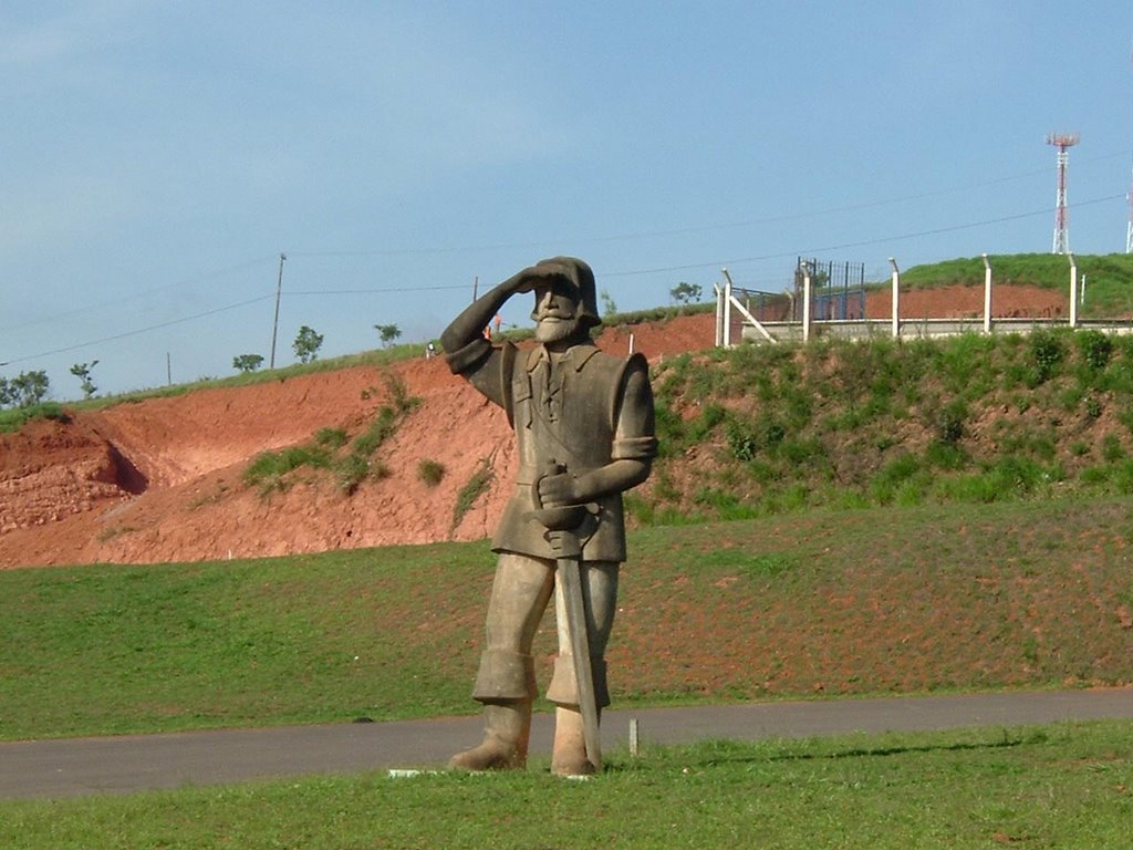 Pouso Alegre - MG - Memorial a Fernão Dias Paes by montanha