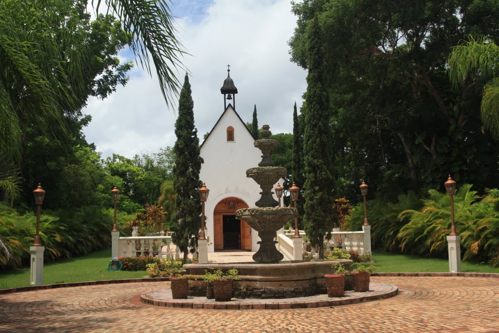 Santuario Shoenstatt-Hatillo by Ricardo David Jusino