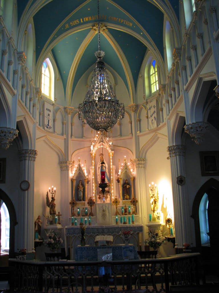 Intérieur de la Chapelle. by notcar