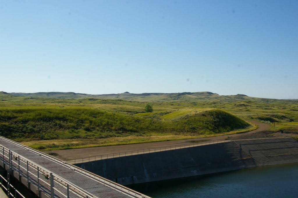 2011 07-25, Montana - view from Fort Peck spillway - North McCone, Mt, USA by Qwilleran