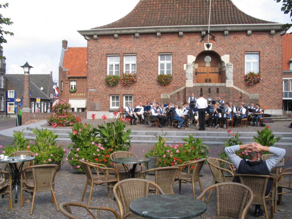 Muziek op het Raadhuisplein by jimjon