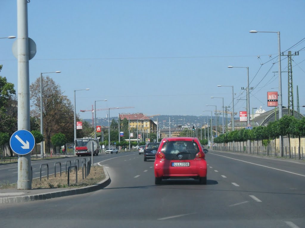 Budapest, Kerepesi út, a Keleti pályaudvar közelében (Nicht weit vom Westbahnhof) by ildiko.bajor