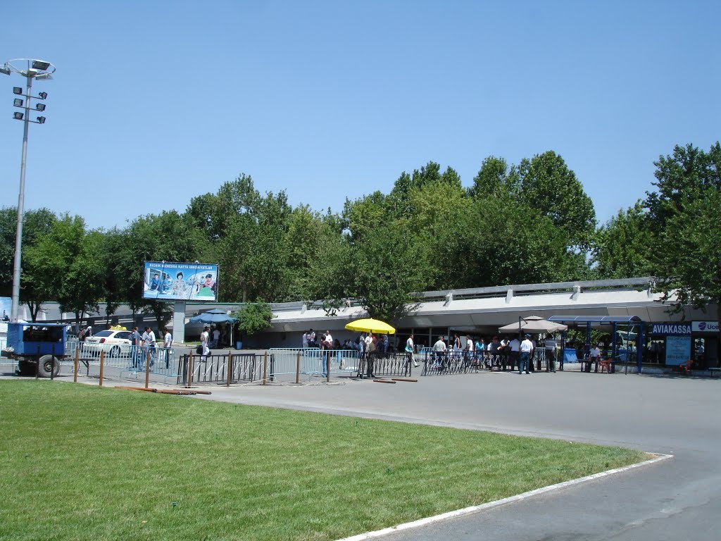 Tashkent airport by Alfie Garden