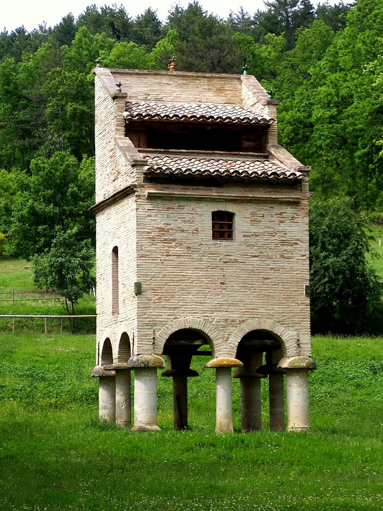 LISLE SUR TARN - Château de Gineste*. by Jean THIERS