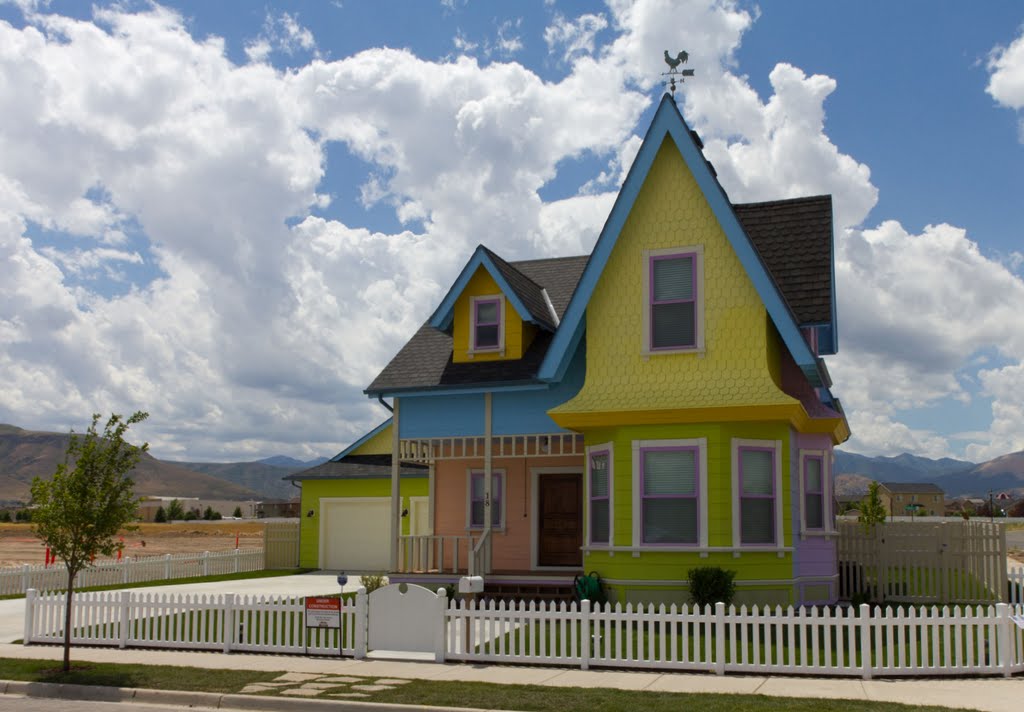 Disney Movie "UP" House in Herriman by TheShot