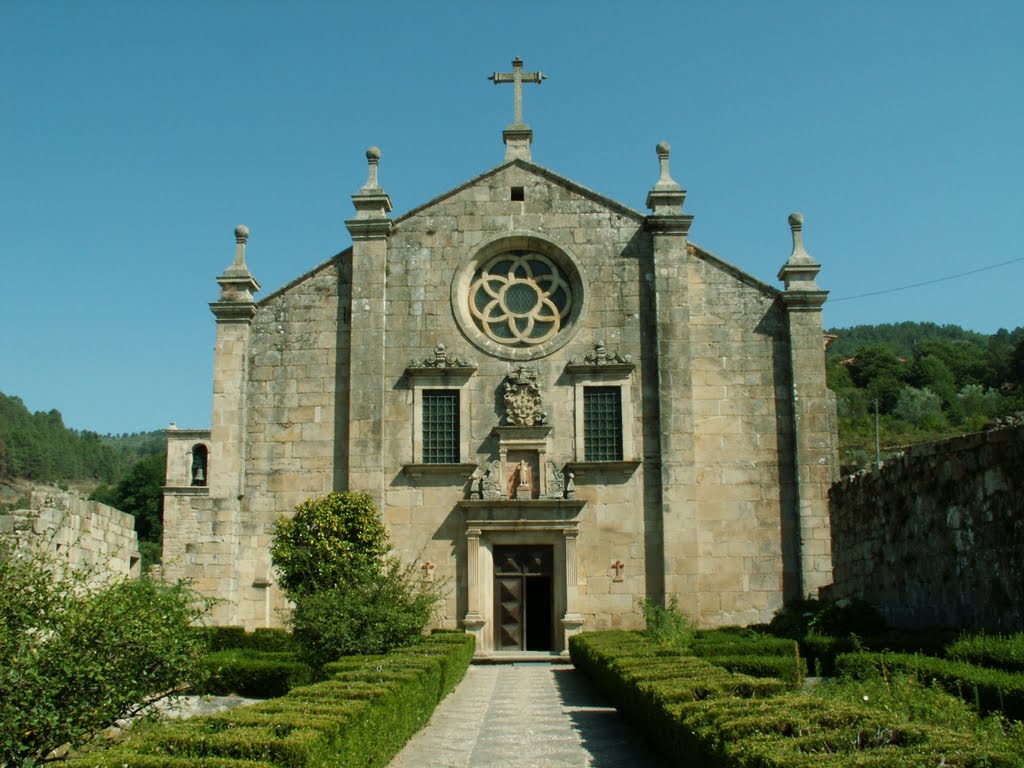 Mosteiro São João de Tarouca by Rute Simões