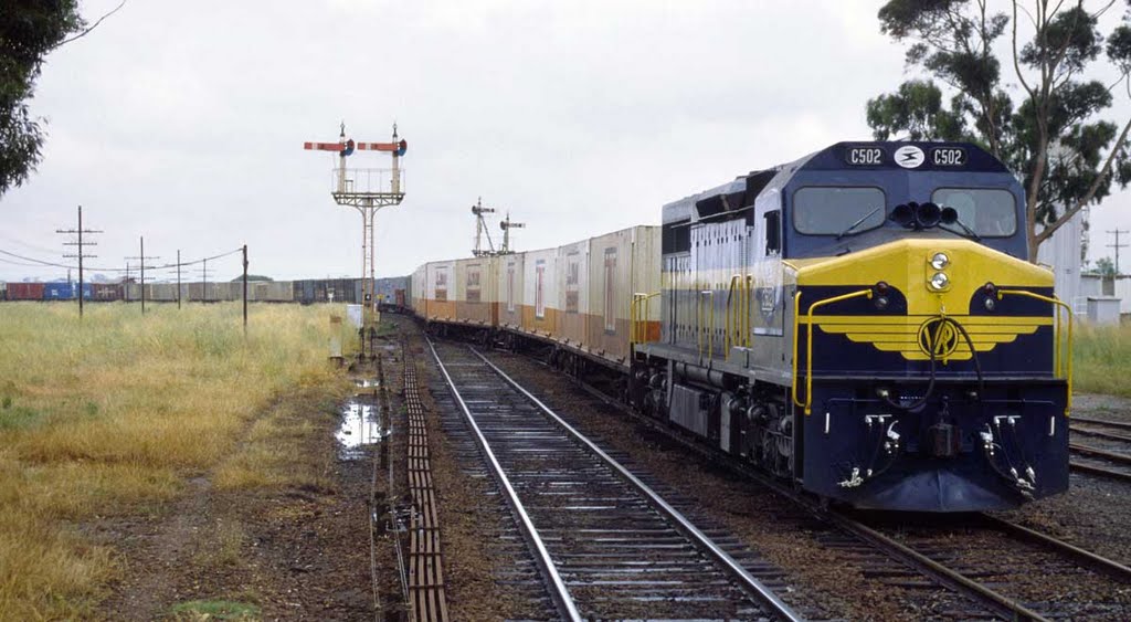 26/11/83 and C502 is taking an up through #2 to cross the 0905 Bacchus Marsh at Melton by RodWilliams