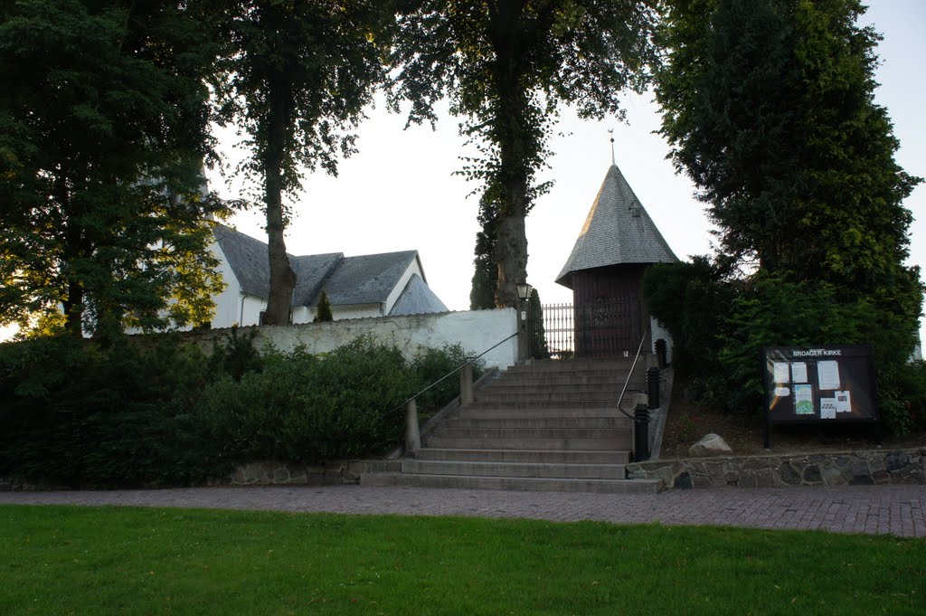 Broager Kirke, 26. juli 2011 by papkassen