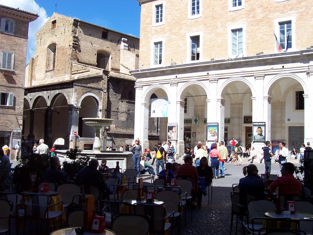 61029 Urbino, Province of Pesaro and Urbino, Italy by csik gyula