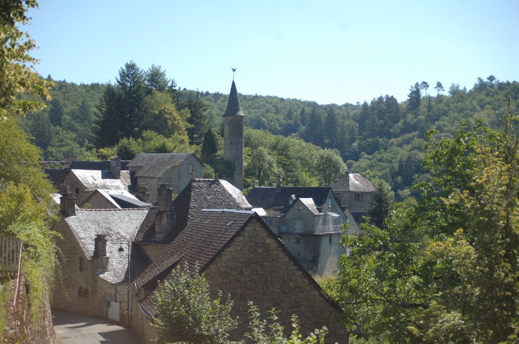 La Roche Canillac - Correze by Correze Tourisme