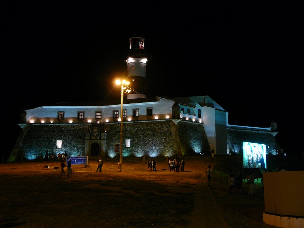 Farol da Barra a noite by EduardoBraga