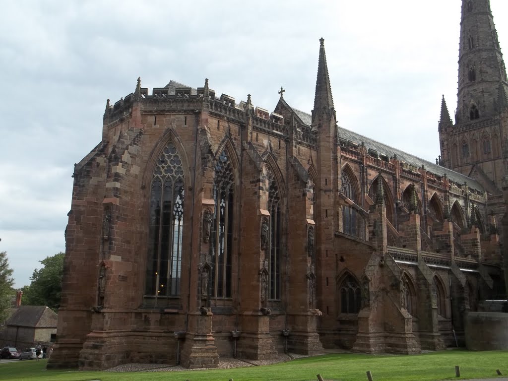 Lichfield Catherdral - 07/11 by Joe Percy