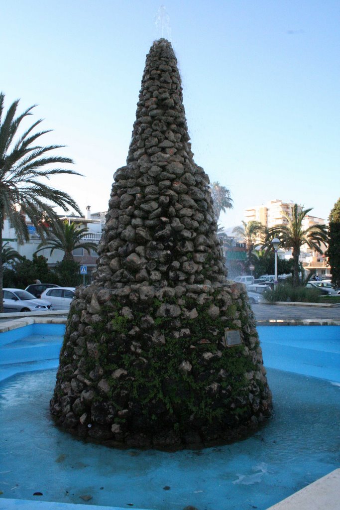 Fontana, Torre del Mar by Francesco Caproni