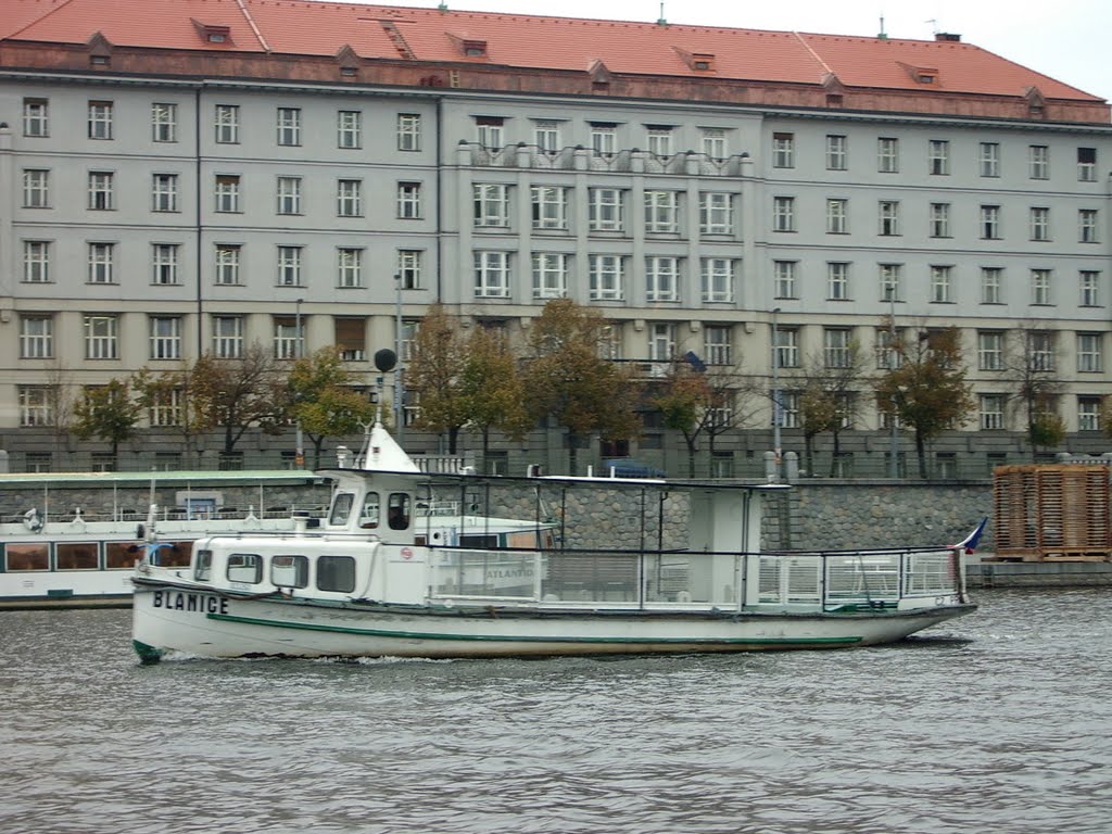 Прага. Река Влтава / Prague. Vltava river by Ann78