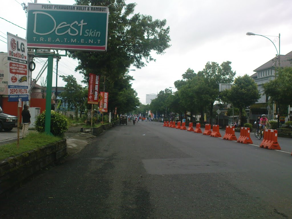 Car Free Day JL JendSoed Purwokerto by adi wahyu wicaksono