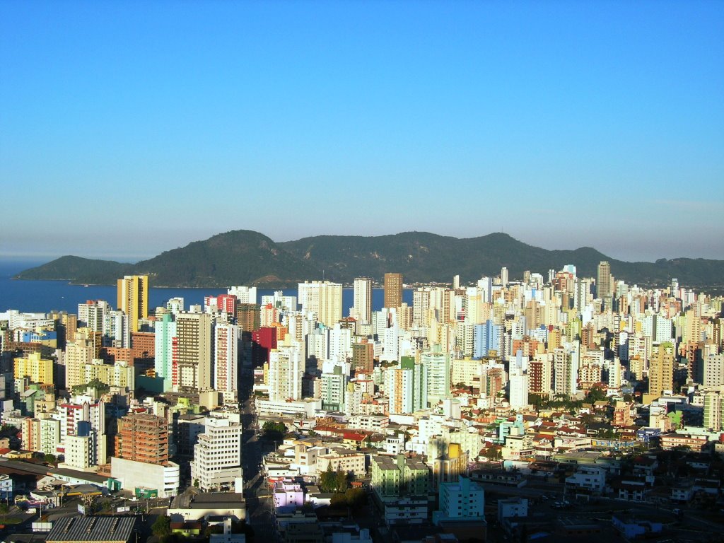 Vista Sul de Balneário Camboriú by Ronaldo Borges Oliva