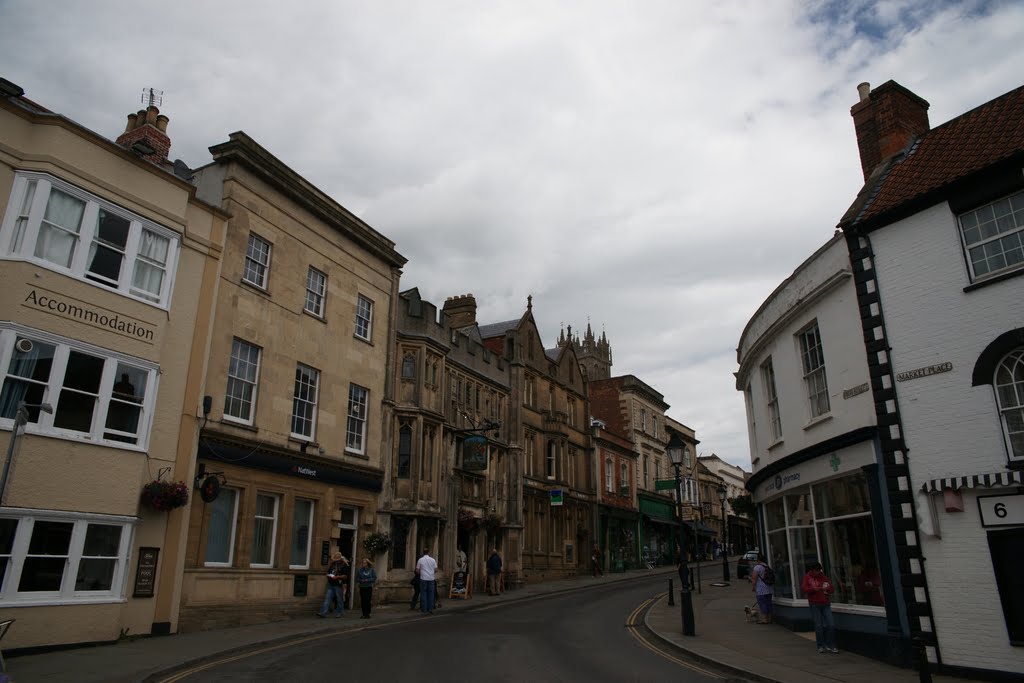 Looking Up High Street by njellis