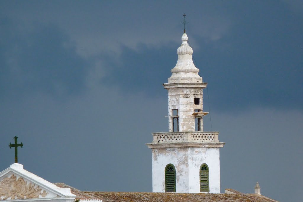 S'Uastra - Campanario Sant Lluis con tormenta by Alejandro Luis Carreras