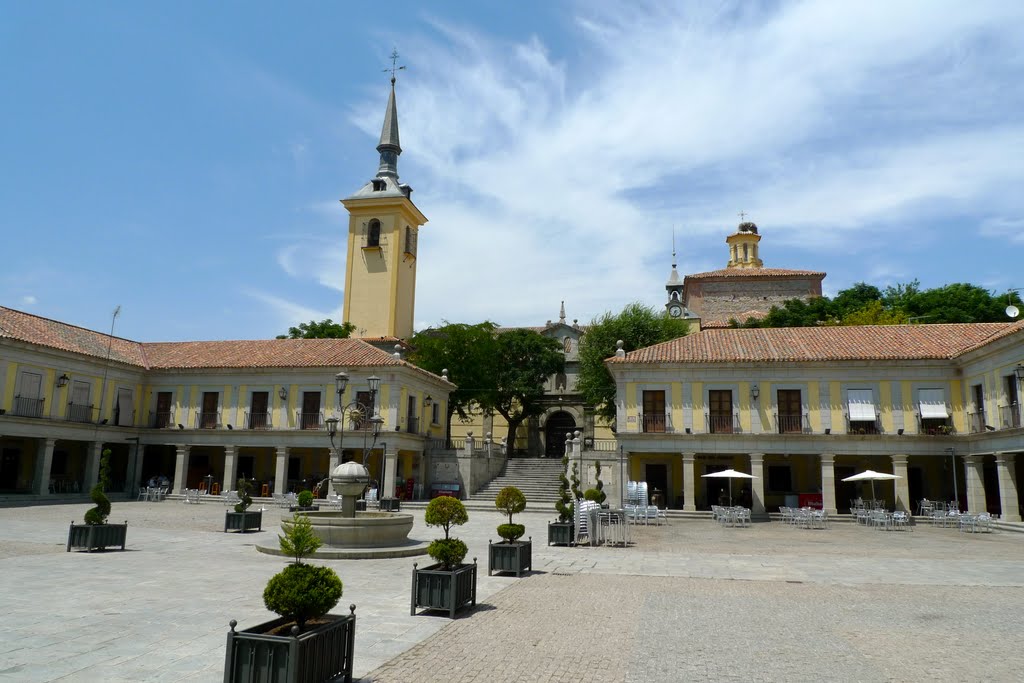 Plaza Mayor de Brunete, Madrid by Vetëvendosje!