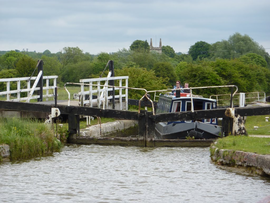 Hungerford Marsh Lock by JPS