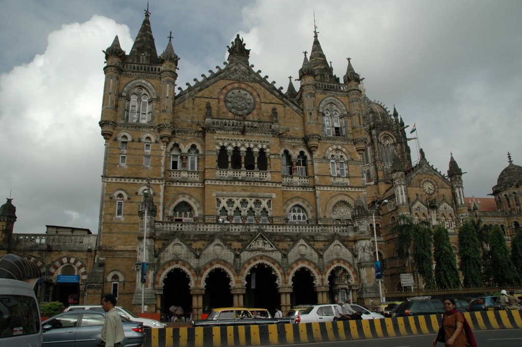 ESTACIÓ VICTORIA TERMINUS by Fisher