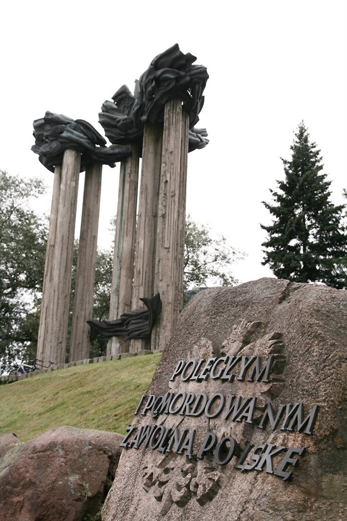 Monument for the Polish Army in western Europe (during World War II) by steven.hfh