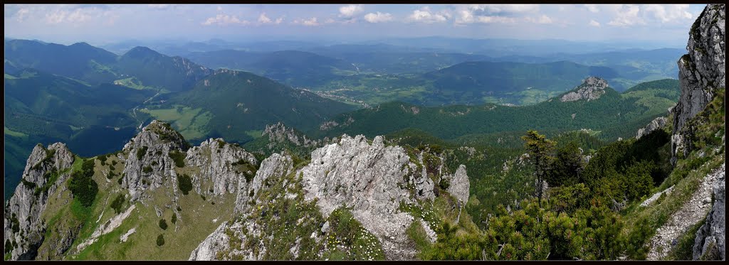 Panopohľad z V.Rozsutca smerom na Terchovú by visionmtb